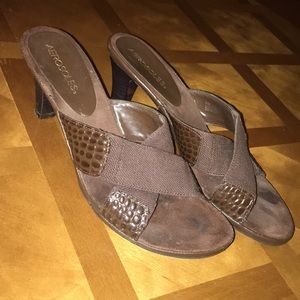 Areosoles brown stretch heels